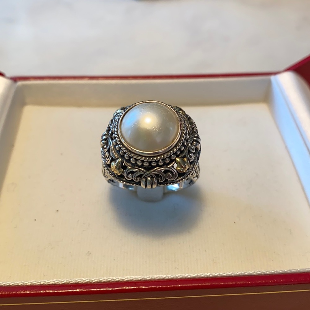 Sterling Silver Mabe pearl ring with 18 k gold